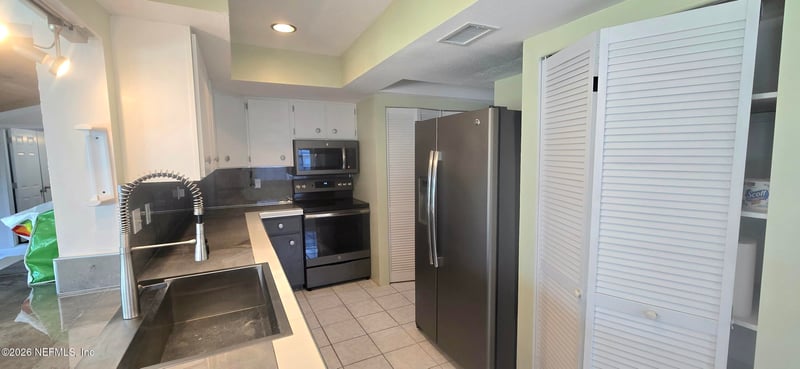 99 Cimmaron Dr, Palm Coast, FL 32137