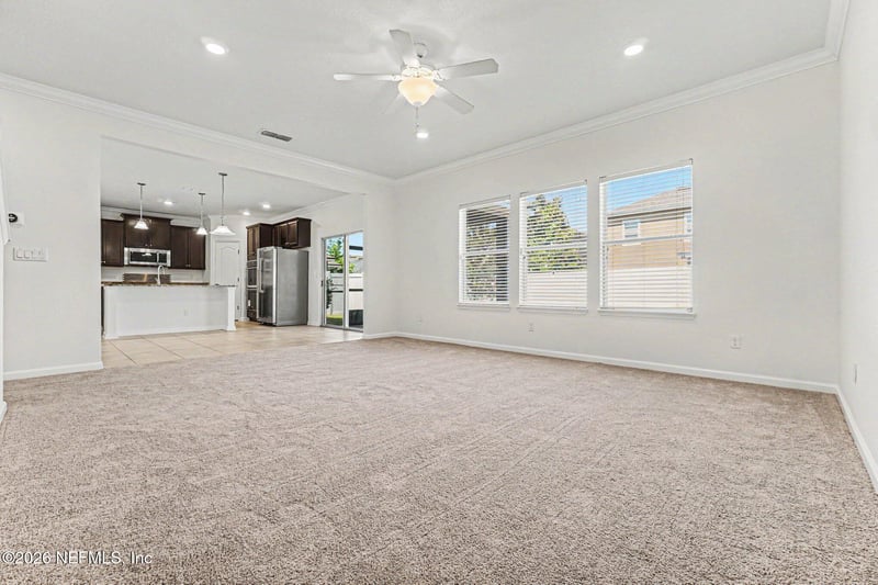 16053 Willow Bluff Ct, Jacksonville, FL 32218