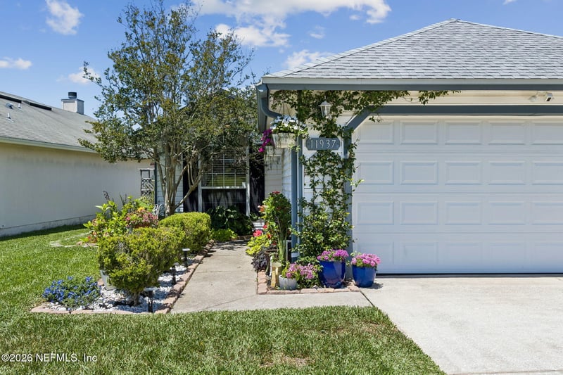11937 Arbor Lake Dr, Jacksonville, FL 32225