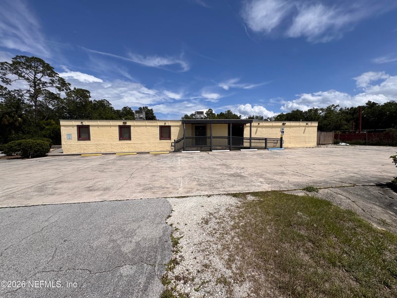 909 19 State Road, Palatka, FL 32177