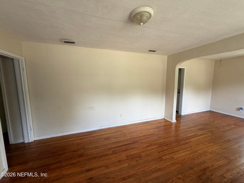 1336 Pinegrove Ct, Jacksonville, FL 32205