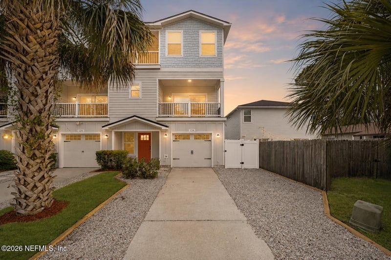 124 10th St, Jacksonville Beach, FL 32250