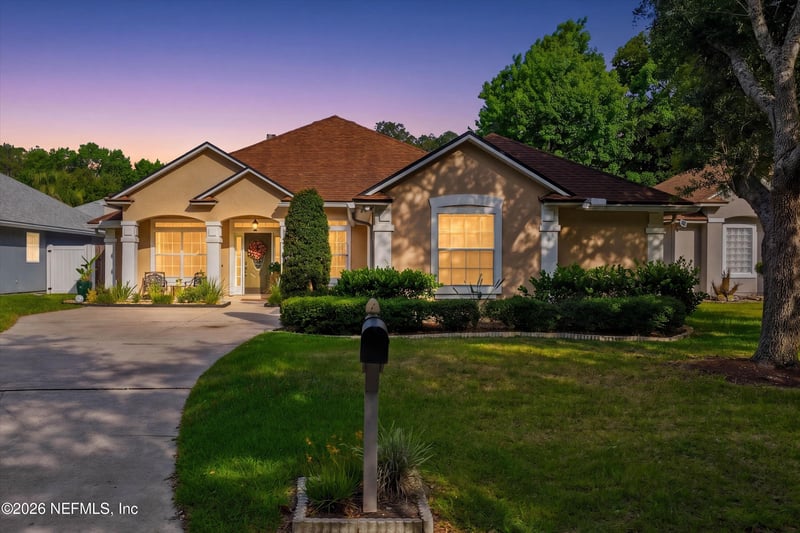 237 Crooked Ct, St Johns, FL 32259