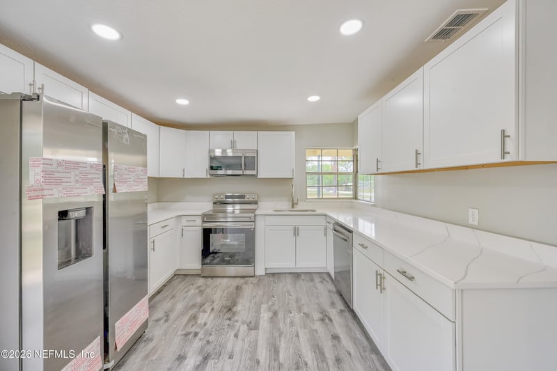 772 Alvis Rd, Jacksonville, FL 32220