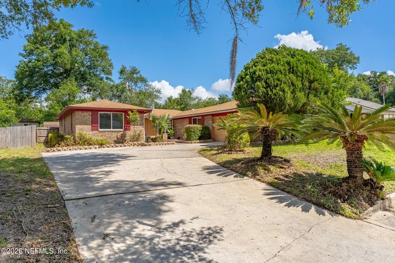 6935 Alana Rd, Jacksonville, FL 32211