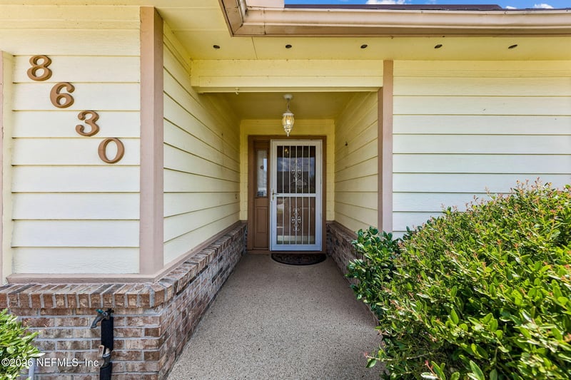 8630 Charlesgate Cir, Jacksonville, FL 32244
