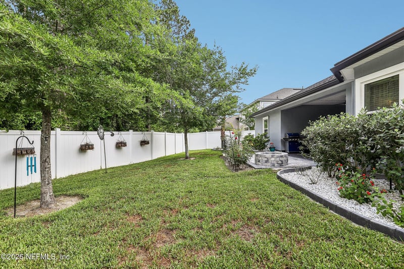 910 Laurel Valley Dr, Orange Park, FL 32065