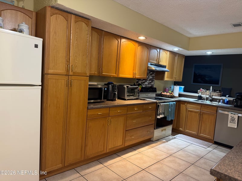 2419 Wattle Tree Rd, Jacksonville, FL 32246