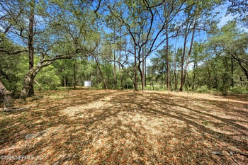 115 Avenue Ave, Fort Mccoy, FL 32134
