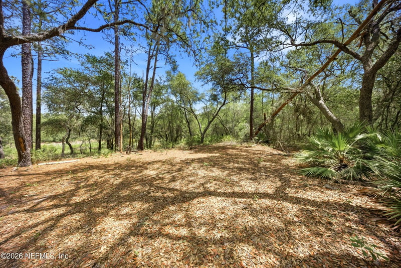 115 Avenue Ave, Fort Mccoy, FL 32134