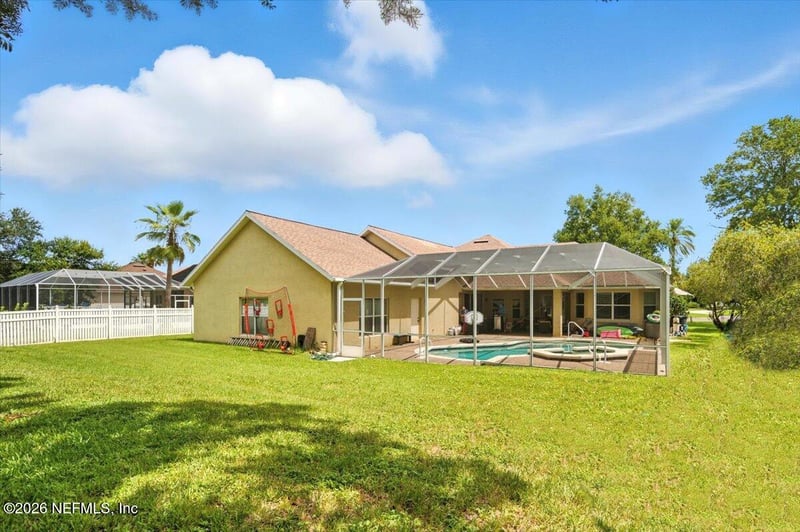 24 Lakeside Pl, Palm Coast, FL 32137