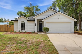 809 Bay St, Green Cove Springs, FL 32043