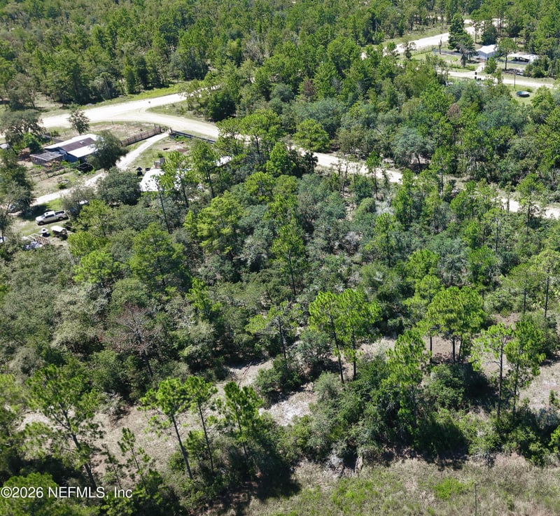 112 Brass St, Interlachen, FL 32148