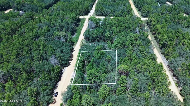 Gloria Ave, Interlachen, FL 32148