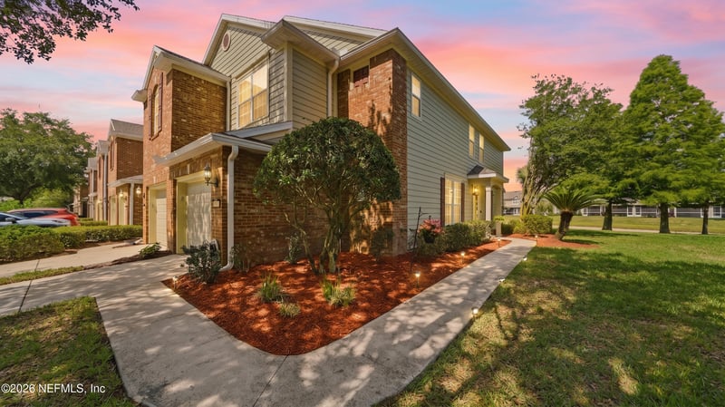 6990 Roundleaf Dr, Jacksonville, FL 32258