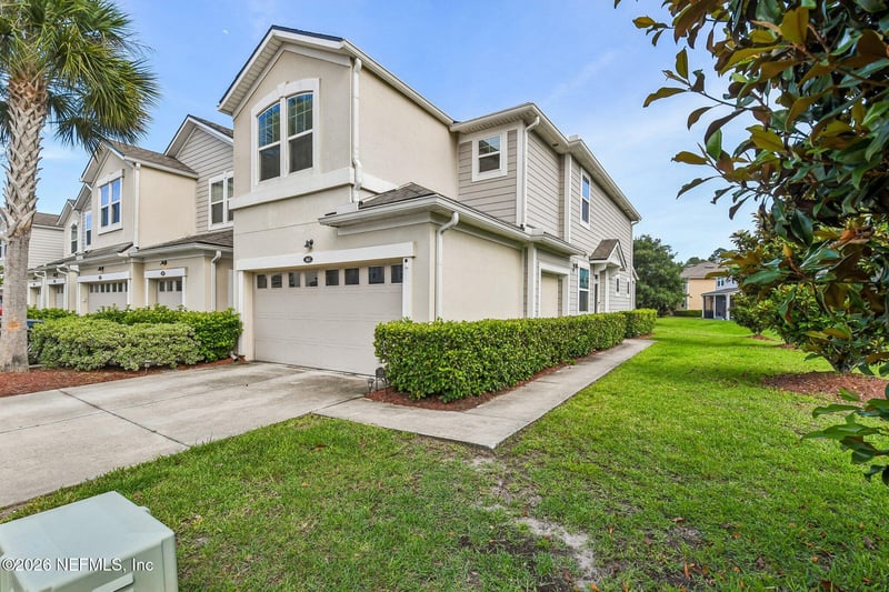 163 Nelson Ln, St Johns, FL 32259