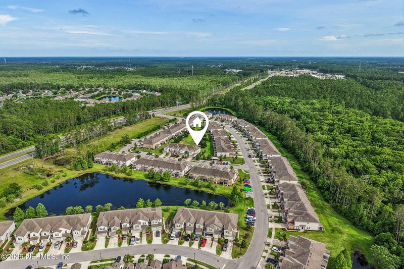163 Nelson Ln, St Johns, FL 32259