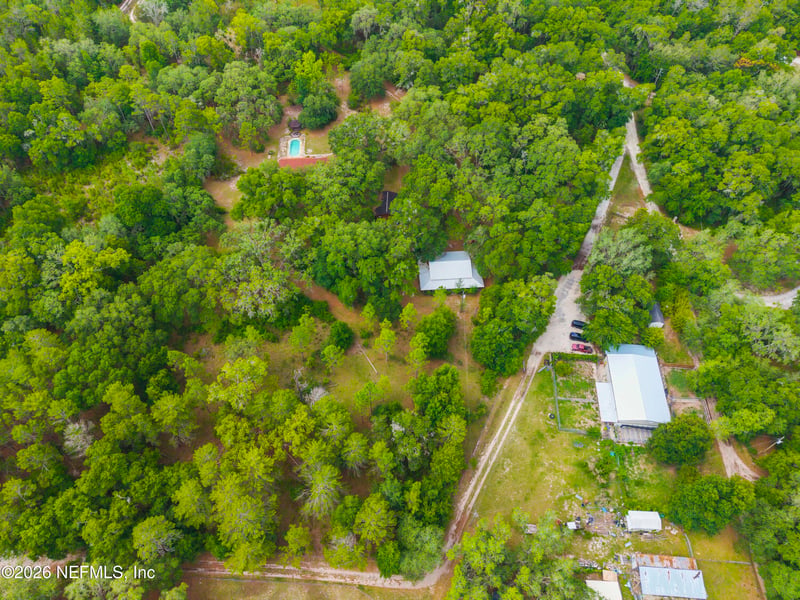 720 Lake Susan Rd, Hawthorne, FL 32640