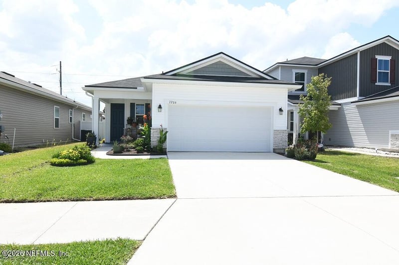 7206 Red Timber Rd, Jacksonville, FL 32244