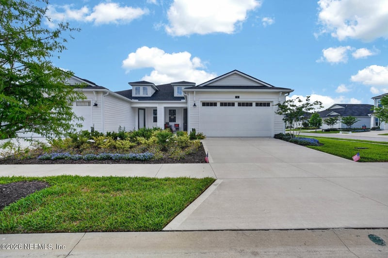 2 Huxley Ave, Palm Coast, FL 32164