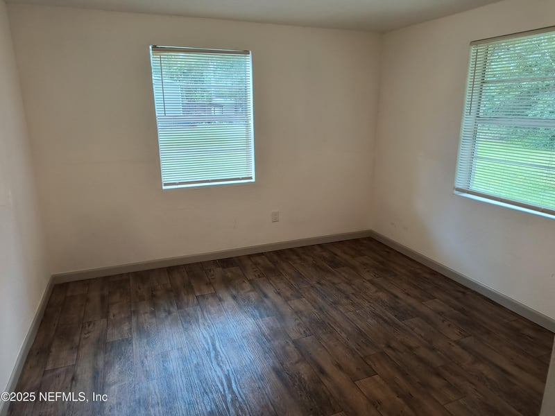 524 St Clair St, Starke, FL 32091