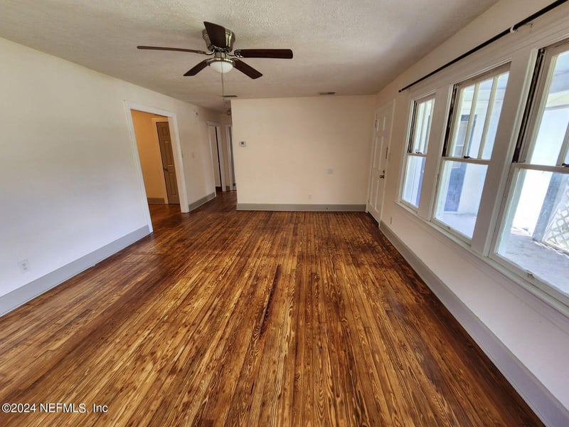 3049 Harbison St, Jacksonville, FL 32218
