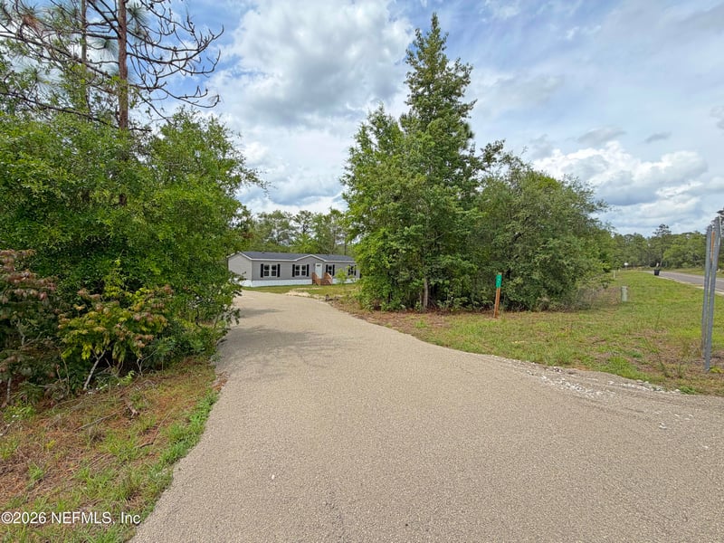 194 Whirlwind Loop, Hawthorne, FL 32640
