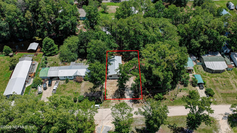 118 Waterway Dr, Satsuma, FL 32189