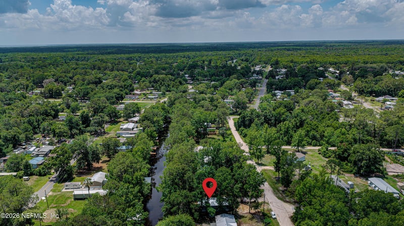 118 Waterway Dr, Satsuma, FL 32189