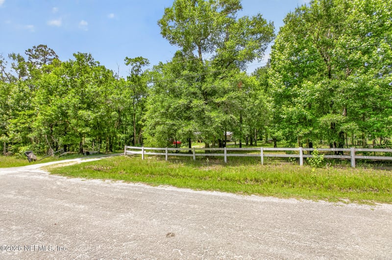 10105 Vaughan Ave, Hastings, FL 32145