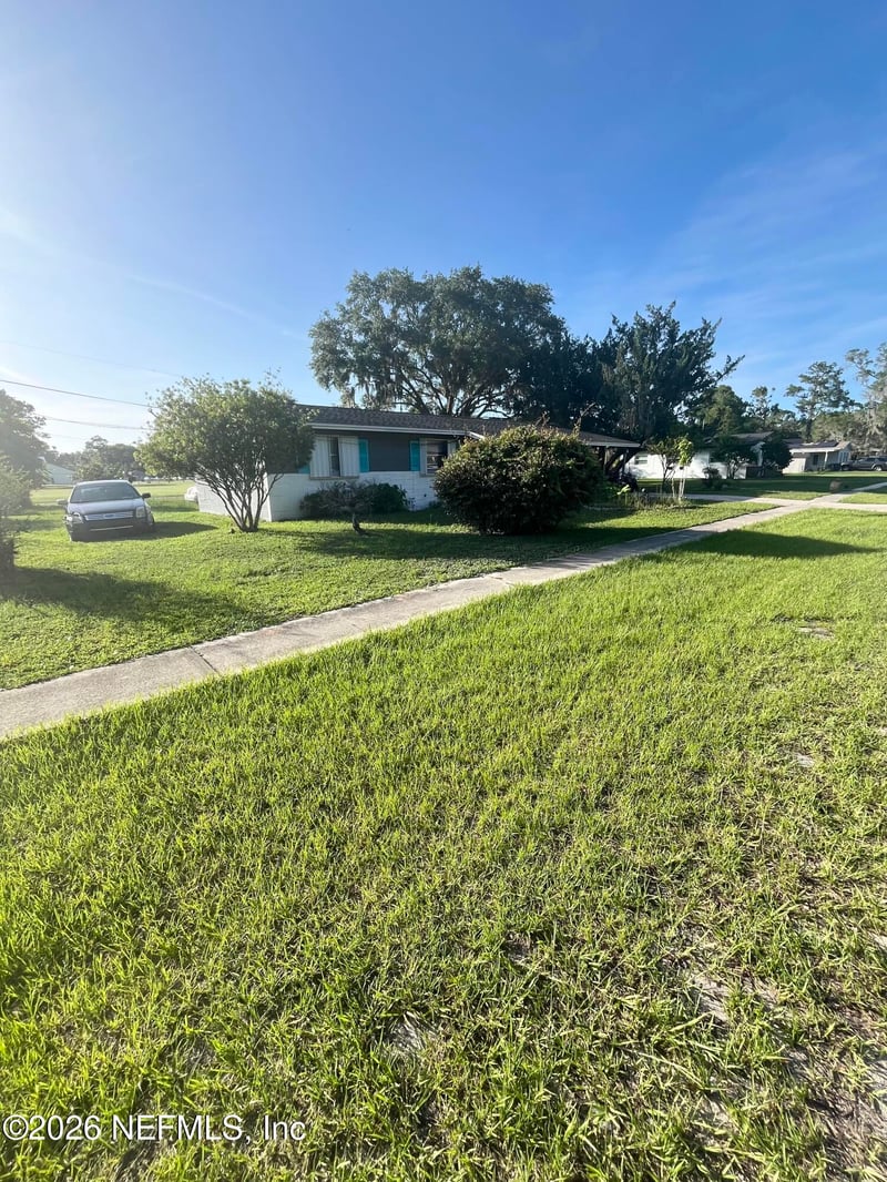 813 Hymon Cir, Bunnell, FL 32110