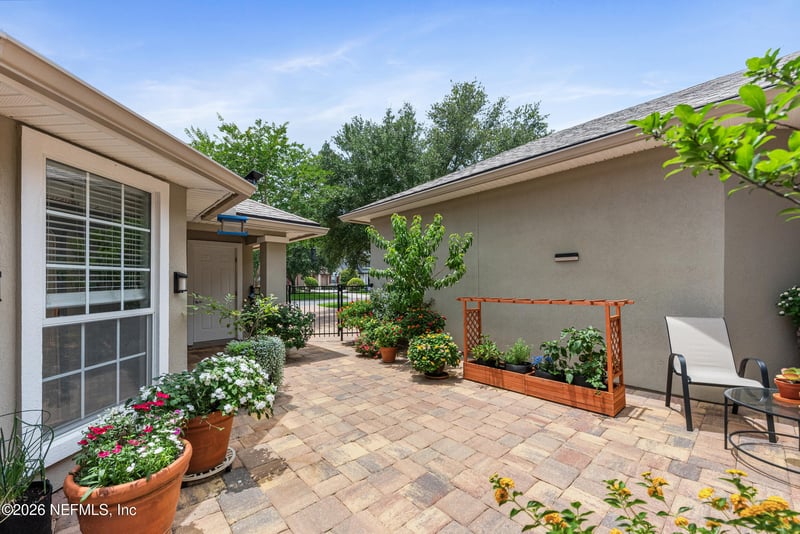 1015 Green Pine Cir, Orange Park, FL 32065