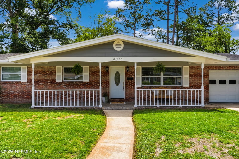 8015 Mendoza Dr, Jacksonville, FL 32217