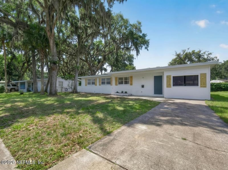 1152 Sebago Ave, Atlantic Beach, FL 32233