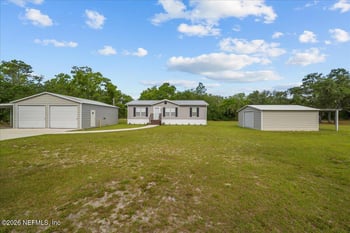 127 Red Oak Ln, Hollister, FL 32147