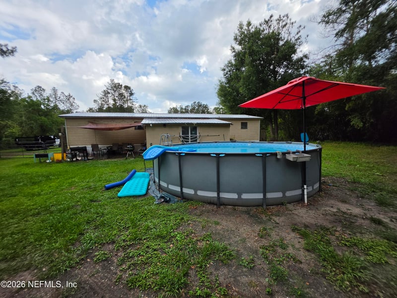 5709 Tall Pine Rd, Macclenny, FL 32063