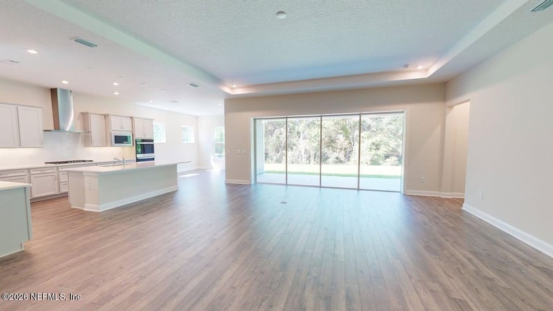 394 Sir Barton Dr, St Johns, FL 32259