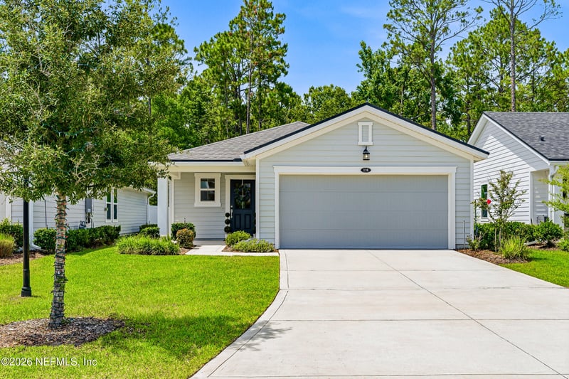 138 Meadow Creek Dr, St Johns, FL 32259