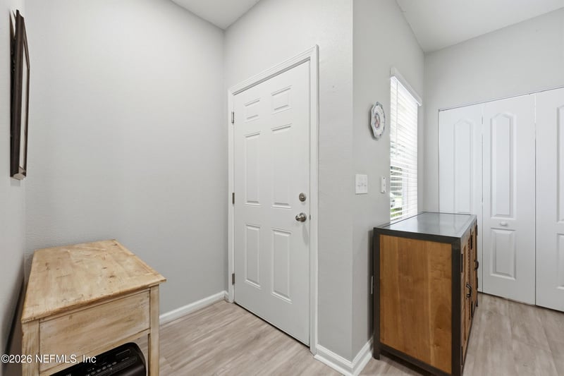 382 Servia Dr, St Johns, FL 32259
