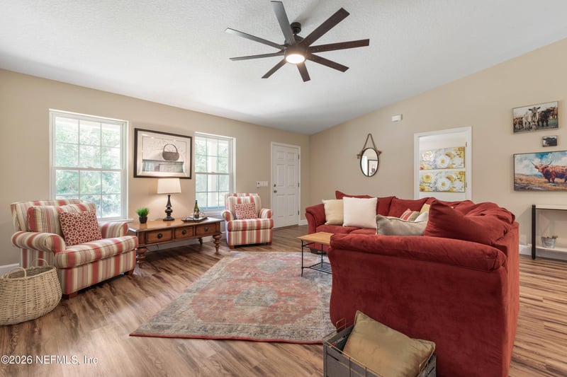 3296 Old Dixie Hw, Bunnell, FL 32110