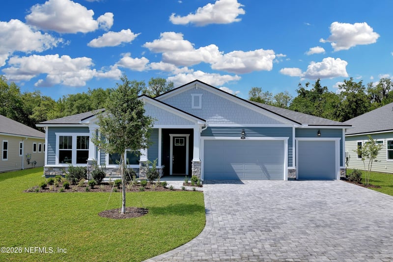 394 Sir Barton Dr, St Johns, FL 32259