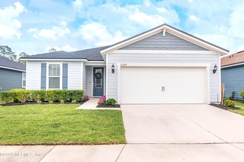 2329 Glade Ln, Green Cove Springs, FL 32043