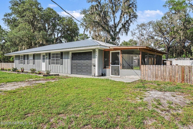 110 Horse Landing Rd, Satsuma, FL 32189