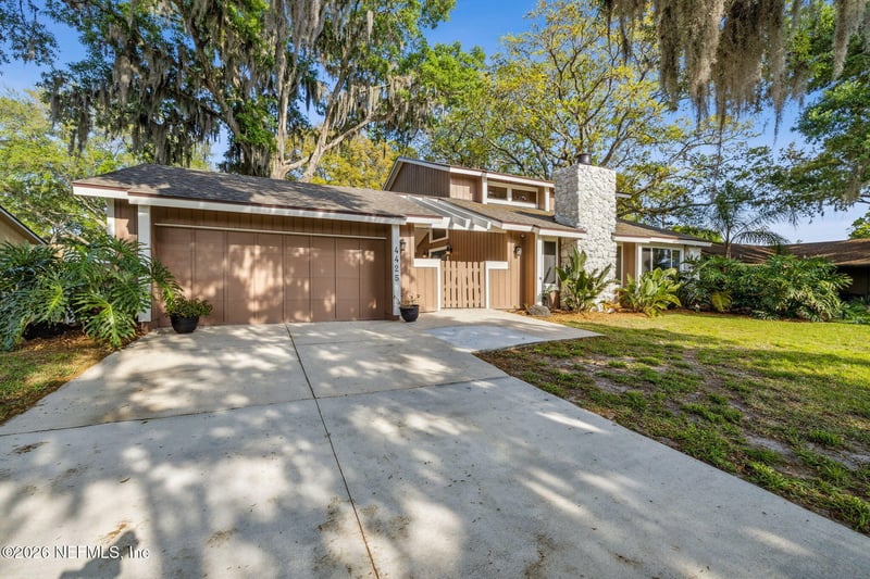 4425 Beacon Dr, Jacksonville, FL 32225
