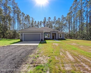 223 7th St, Macclenny, FL 32063