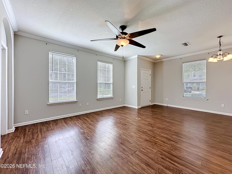 5692 Parkstone Crossing Dr, Jacksonville, FL 32258