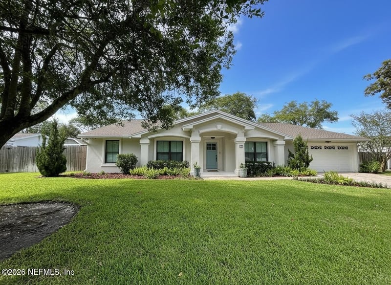 19 Fairway Ln, Jacksonville Beach, FL 32250