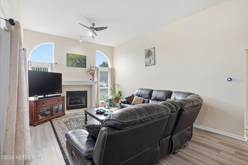 2130 Knottingham Trace Ln, Jacksonville, FL 32246