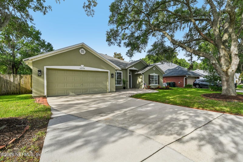 4690 Leah Creek Dr, Jacksonville, FL 32257