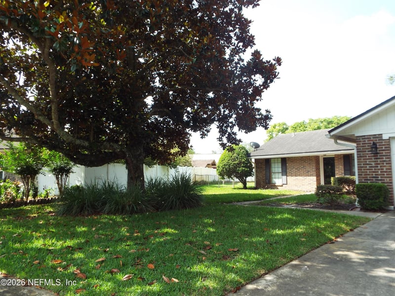 7688 Tree Top Cir, Jacksonville, FL 32244